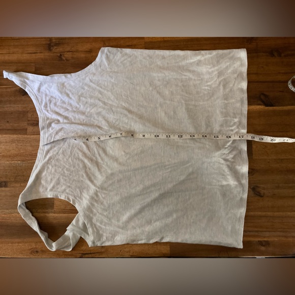 🧘🏼♀️Tied up tank - Picture 5 of 10